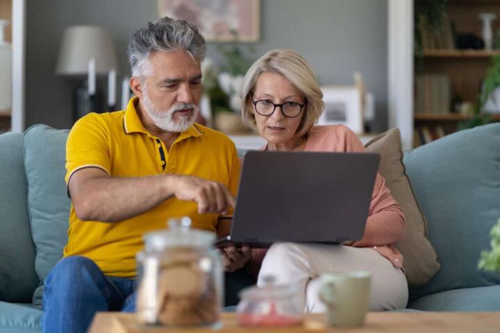 Savings Rate: 20%, 30%, 40% and 50% FIRE Timelines